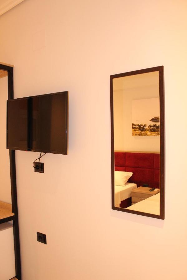 Hotel Bebi And Saranda
