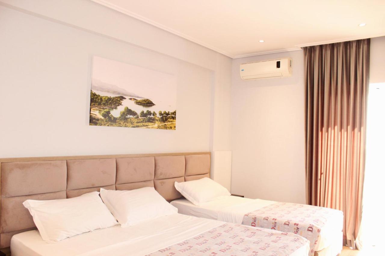 Hotel Bebi And Sarandë