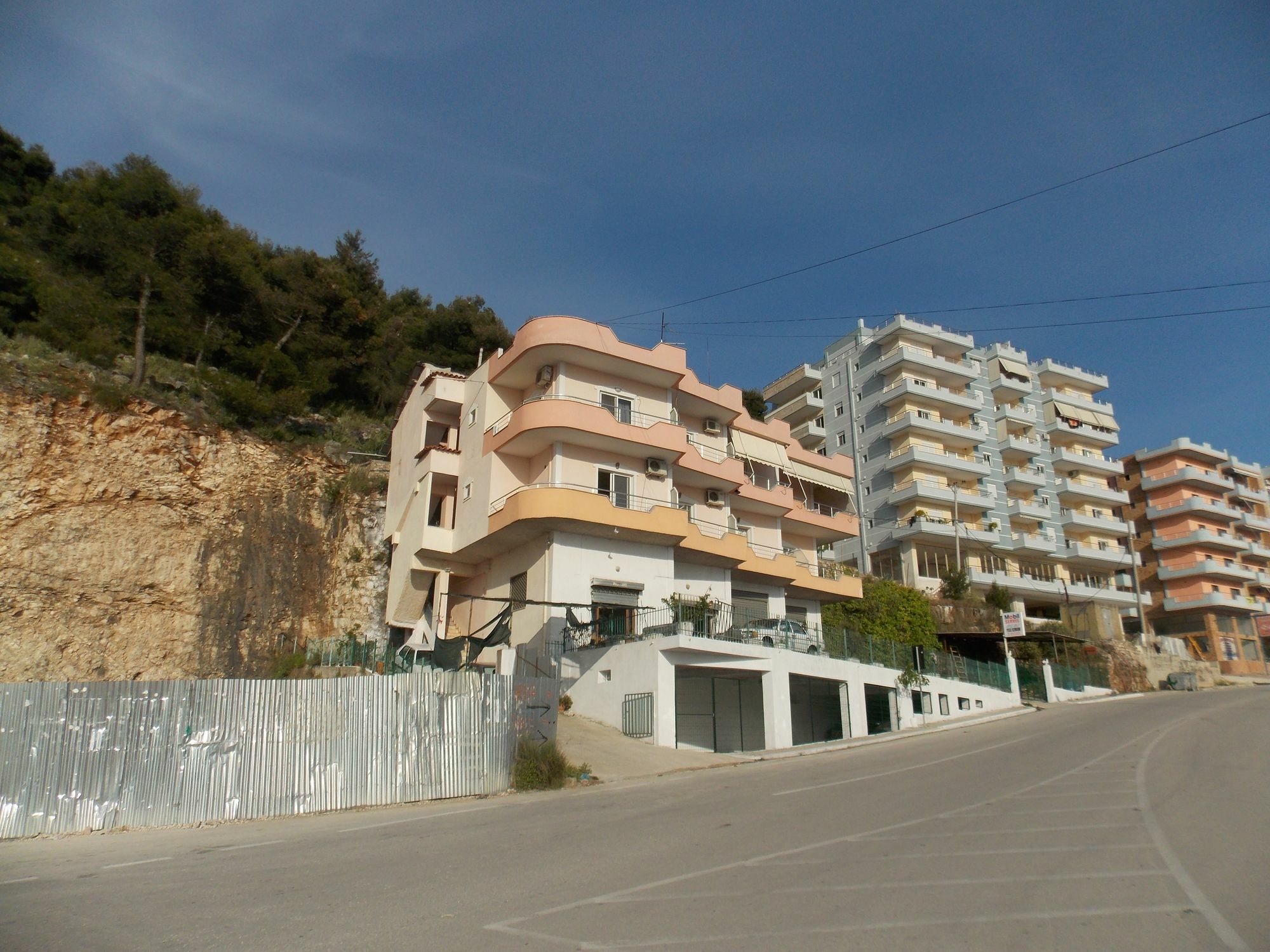 Bebi And Sarandë